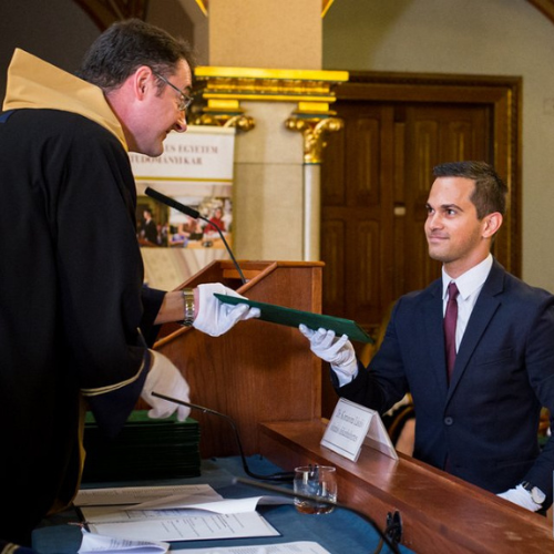 Deák Ferenc Továbbképző Intézet Oklevélátadó