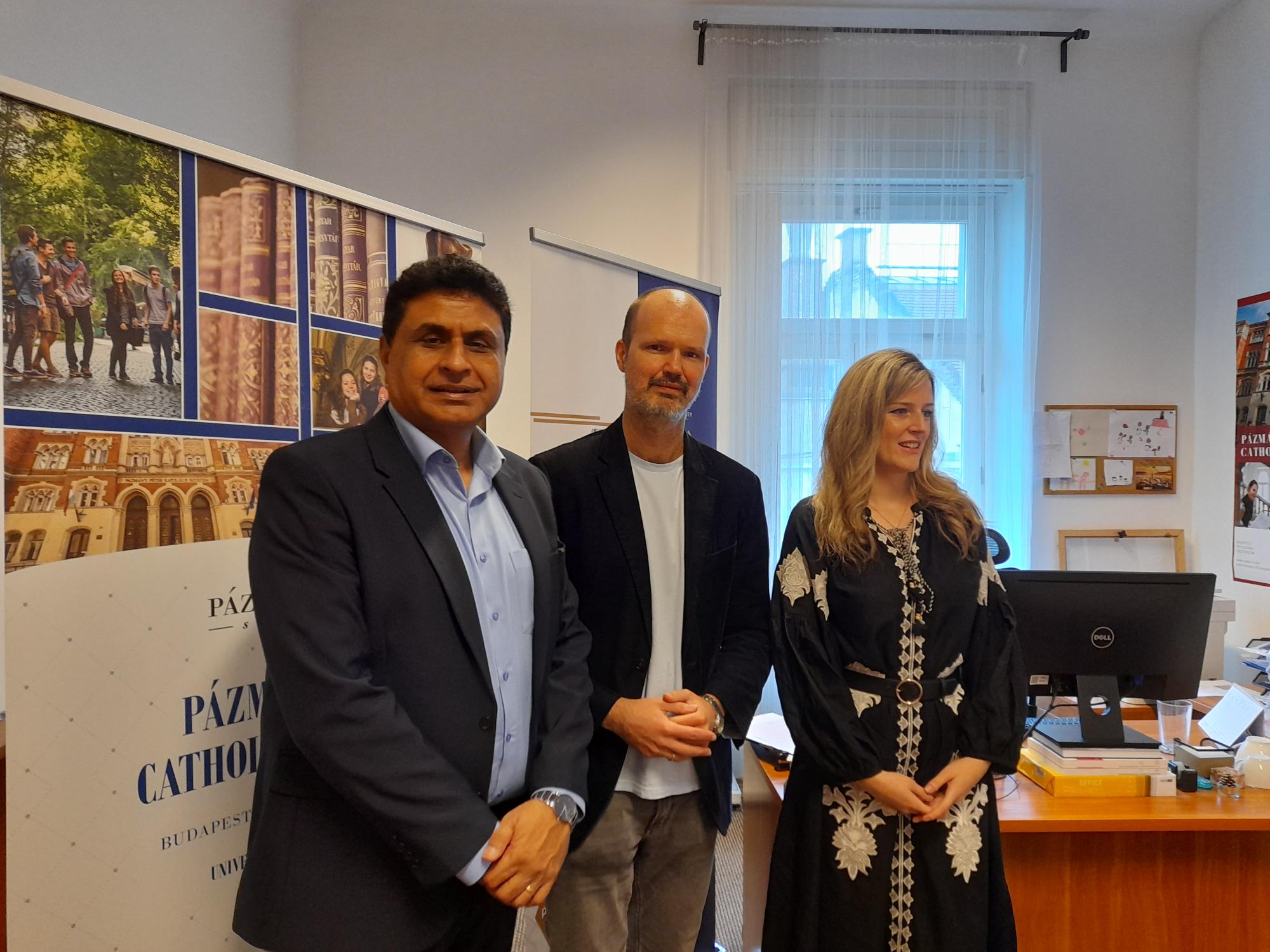 Joel Amir Sahotra pakisztáni emberi jogi aktivista látogatott a Pázmányra