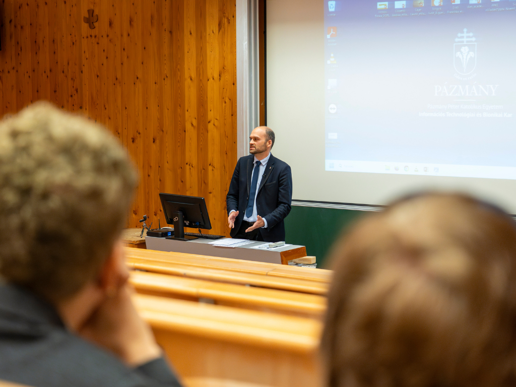 Interjú Dr. Varga Ádámmal – A szubszidiaritás elvének jelentősége a helyi önkormányzásban