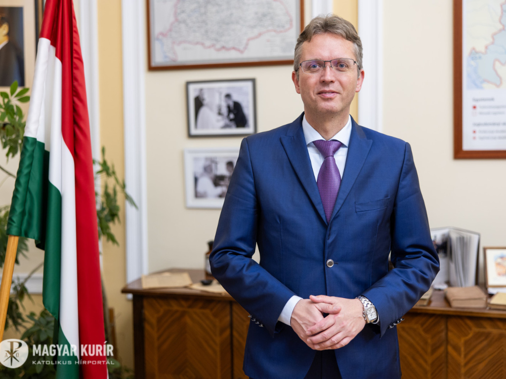 „A lélek nem veszhet el” – Hankó Balázs miniszter az Év Egyeteme díjról, versenyről és felelősségről