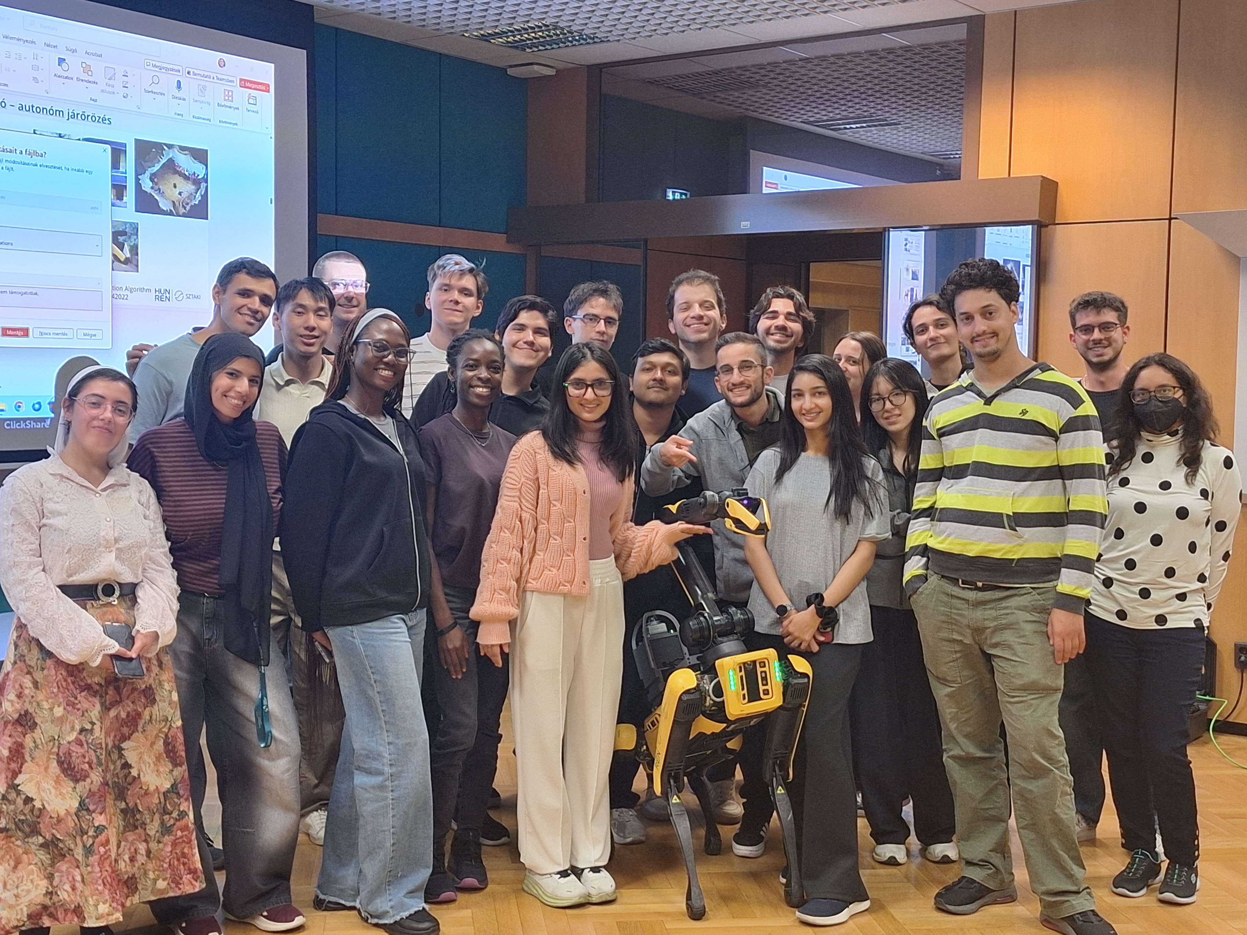 Autonomous Robots and AI in Practice - IPCVai Students Visit HUN-REN SZTAKI