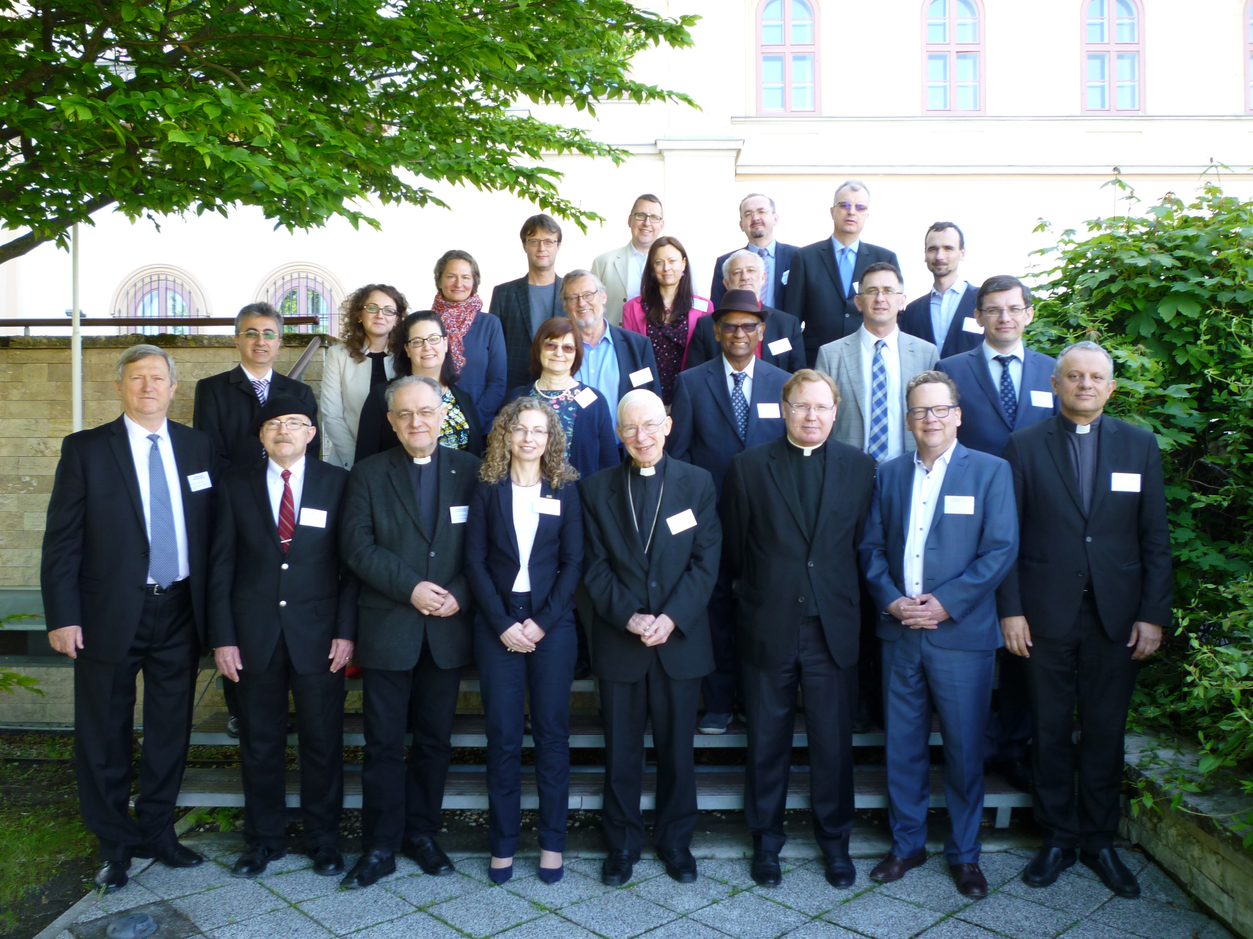 A közép- és kelet európai katolikus egyetemek konferenciája Esztergomban