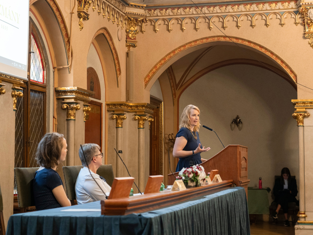 Dr. Fröhlich Johanna előadása a Dies Academicus ünnepi napokon Dr. Fröhlich Johanna előadása a Dies Academicus ünnepi napokon