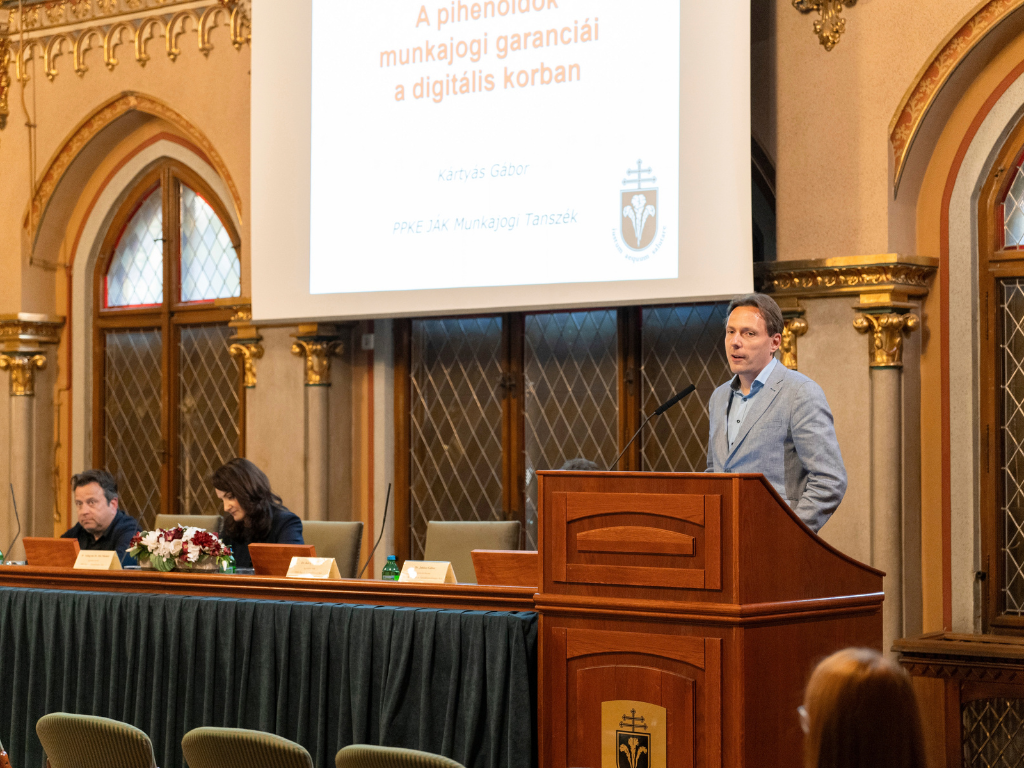 Dr. habil. Kártyás Gábor előadása a Dies Academicus ünnepi napokon Dr. habil. Kártyás Gábor előadása a Dies Academicus ünnepi napokon