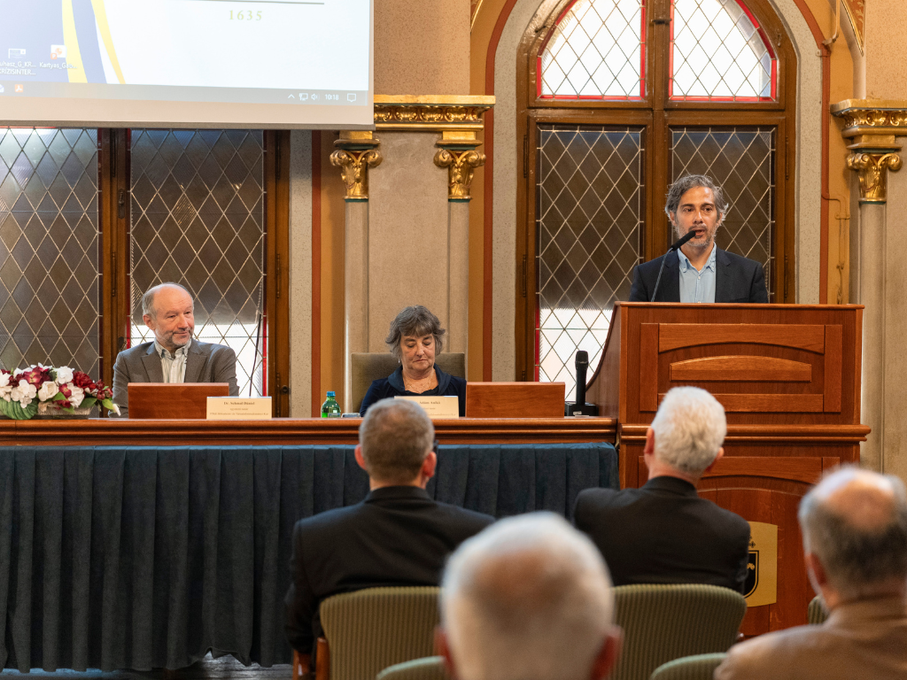 Dr. Kárpáti György előadása a Dies Academicus ünnepi napokon Dr. Kárpáti György előadása a Dies Academicus ünnepi napokon