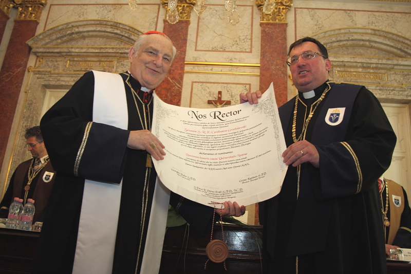 Zenon Grocholewski † Zenon Grocholewski †